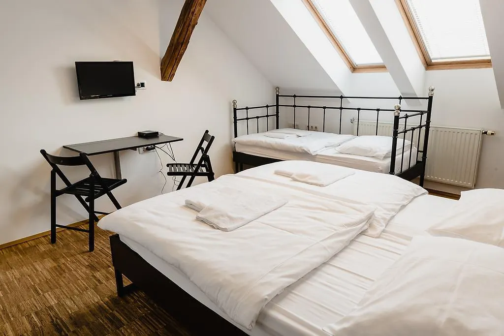 Bed & Breakfast Atticus Ljubljana